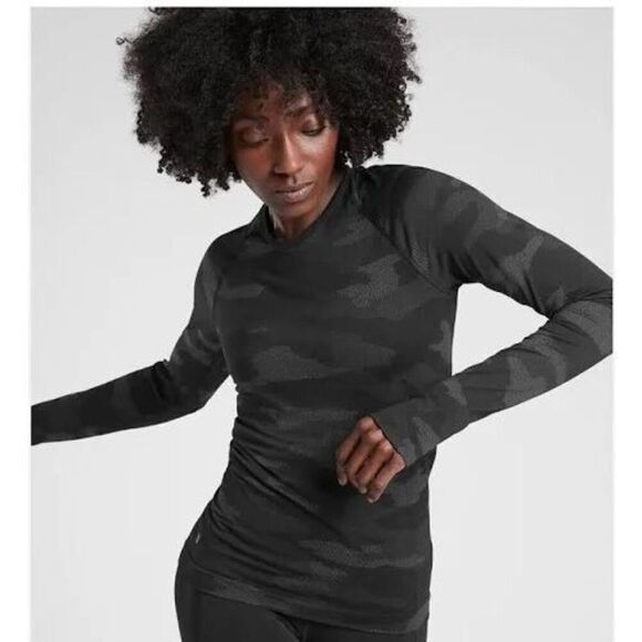 Athleta Black Gray Speedlight Camo Long Sleeve Athletic Momentum Top Size Large - Picture 1 of 8
